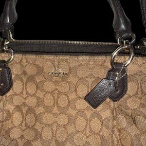 COACH Signature Gallery Satchel